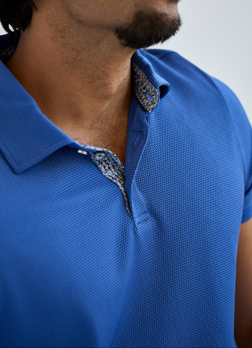Pebble Jacquard Stretch Polo — Metal-Rimmed Buttons, Tonal Inner Yoke, Bungee Locker Loop