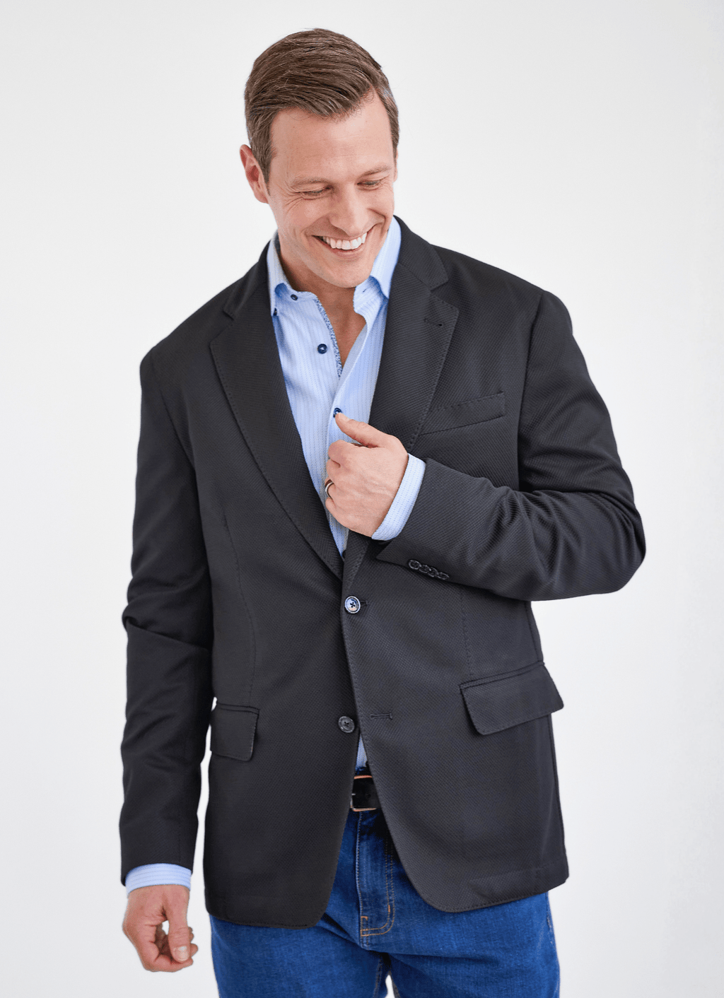 Tailored Sport Coat in Black — Stretch Fabric, Phone Pocket, Notched Lapel, Side Vents