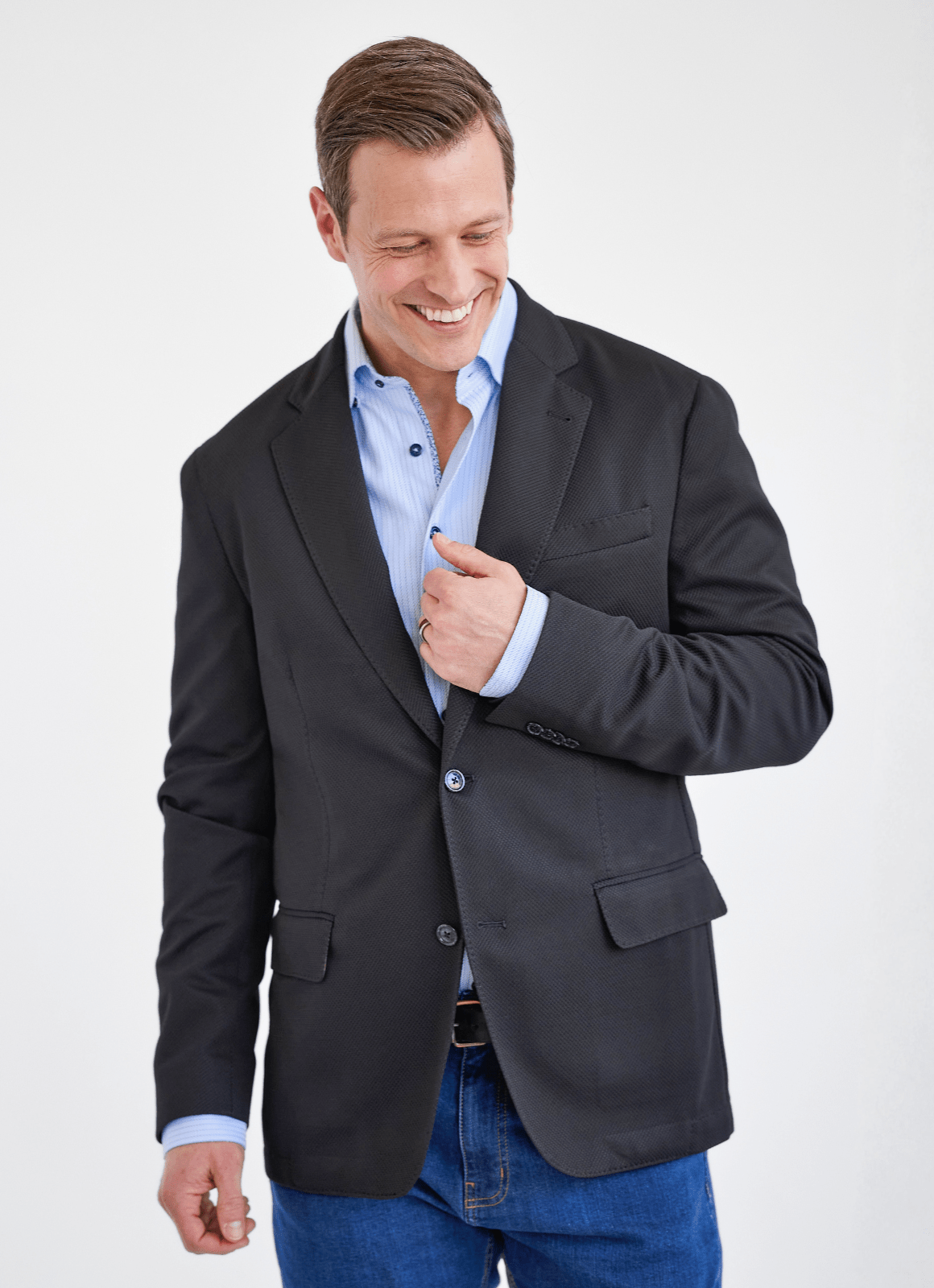 Tailored Sport Coat in Black — Stretch Fabric, Phone Pocket, Notched Lapel, Side Vents