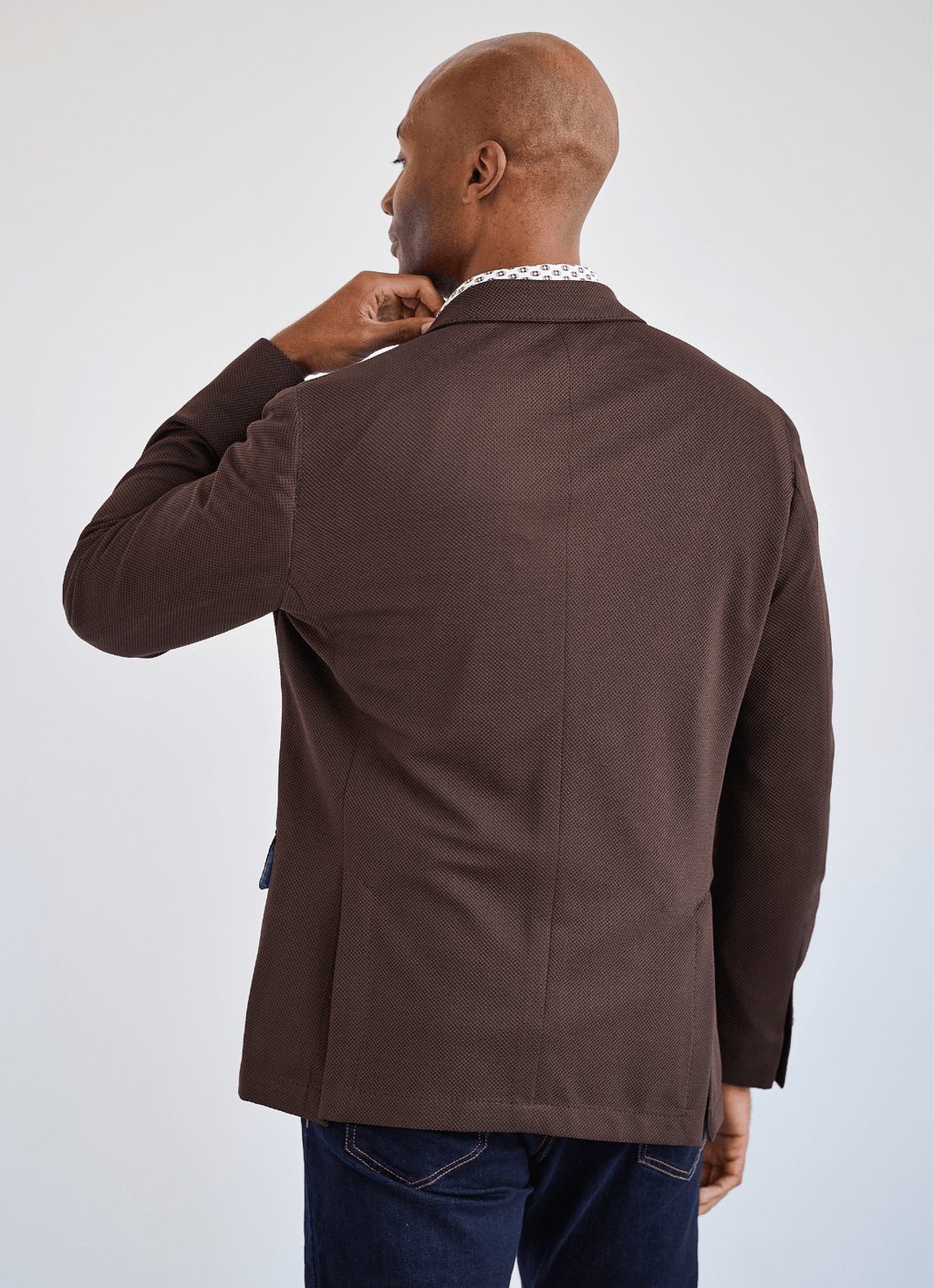 Tailored Sport Coat in Brown — Stretch Fabric, Phone Pocket, Notched Lapel, Side Vents